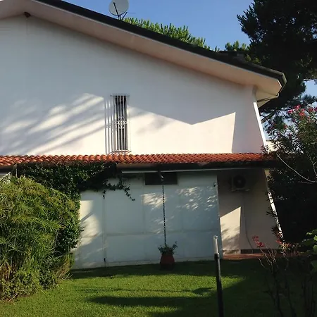 Holiday home Villetta Cinquale *