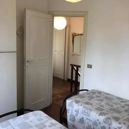 Holiday Home Villetta Cinquale Cinquale