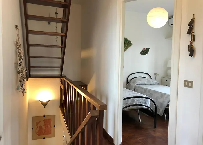Ferienhaus Holiday Home Villetta Cinquale
