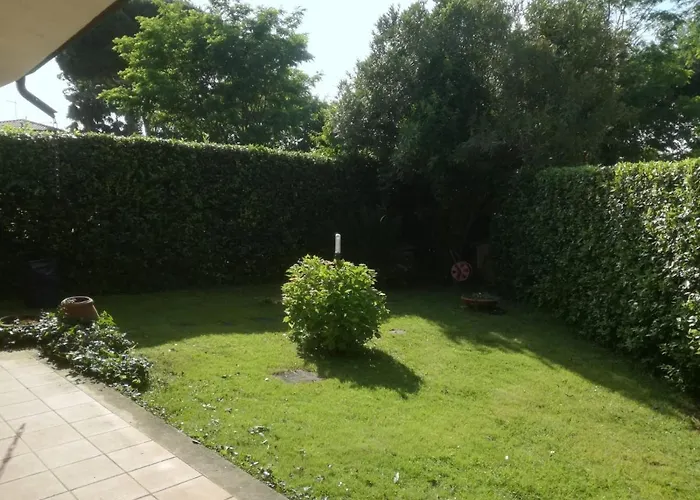 Ferienhaus Holiday Home Villetta Cinquale